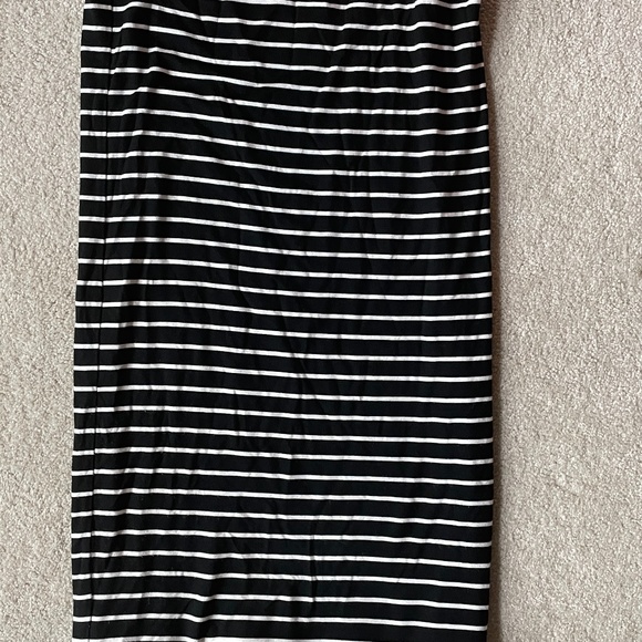 LOFT BLK & WHT  TUBE PENCIL BODYCON SKIRT SZ XS - Picture 5 of 7